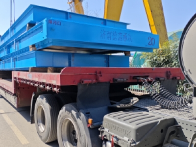 亚洲第二大的烟道电动插板阀发货了23米