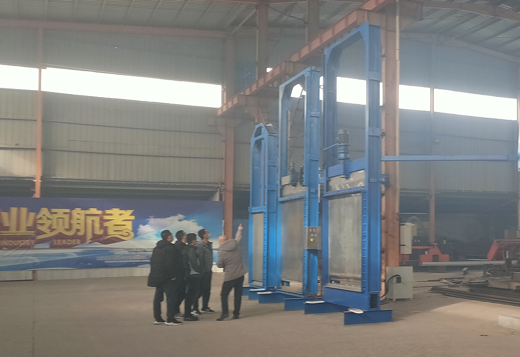 2021.12.8 中盐控股集团考察我司新产品，洽谈合作事宜(图3)